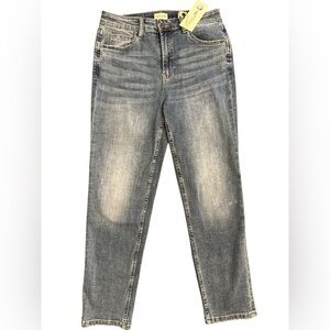 Hint of Blu Effortless Boyfriend Fit Jeans- NWT